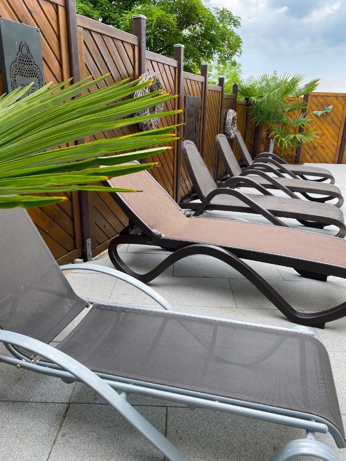 Phoenix Hotel 베르그노이스타트 외부 사진