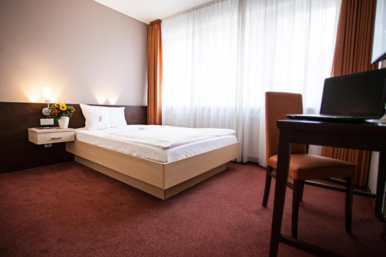 Phoenix Hotel 베르그노이스타트 외부 사진